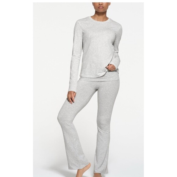 SKIMS RELAXED TEES LONG SLEEVE T-SHIRT - Picture 2 of 5